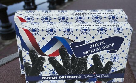 ID2_Amsterdamse paaltjes ZOETE MOKUM DROP -Photoroom.JPG