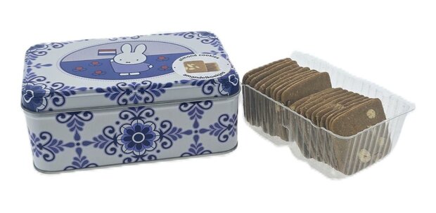 ID1_Nijntje blikje met amandelkoekjes.JPG