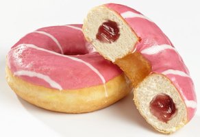 DONUTS GEVULD MET FRAMBOOS